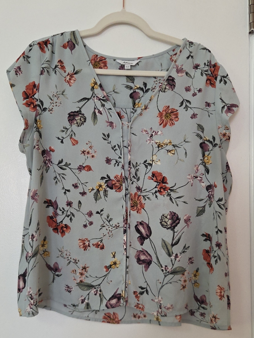 Petite V-Neck Short Sleeve Top - Mint Floral